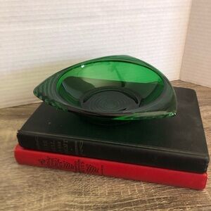 Vtg Art Deco Style Emerald Green Glass Bowl